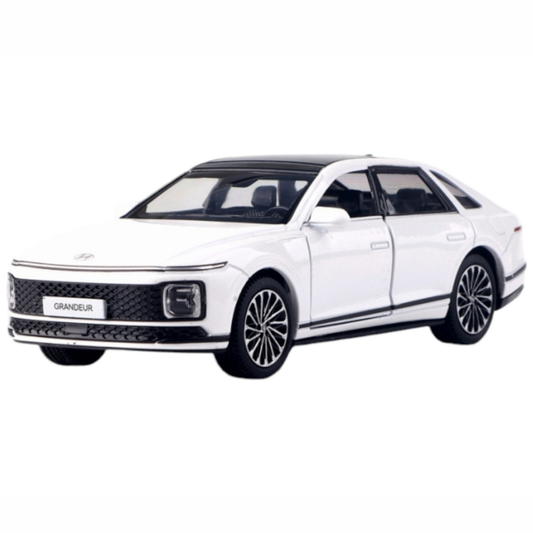 Hyundai Grandeur GN7 Diecast Miniature - 1:38 (White)