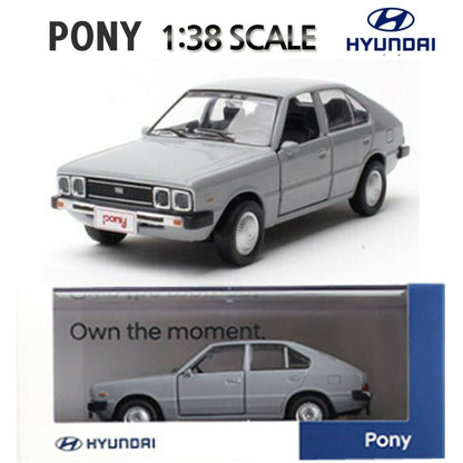 Hyundai Pony Diecast Miniature - 1:38 (Gray)